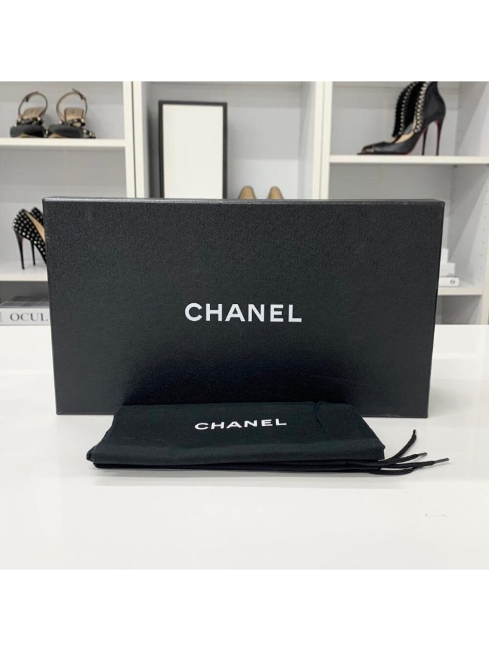 Chanel CC Logo Suede Leather Sneakers Gray Silver - Picture 10 of 10